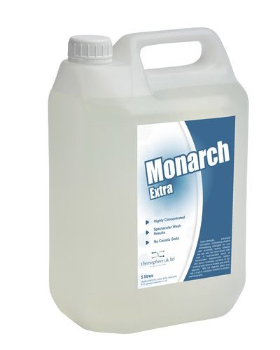 Monarch Extra detergent for automatic dosing systems, with tannin remover and no caustic soda, ideal for busy commercial kitchens.